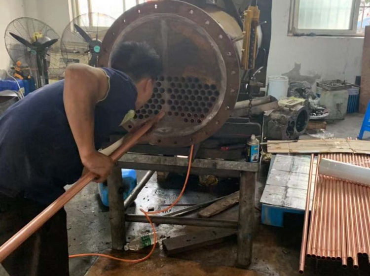 冷凝器更换铜管维修