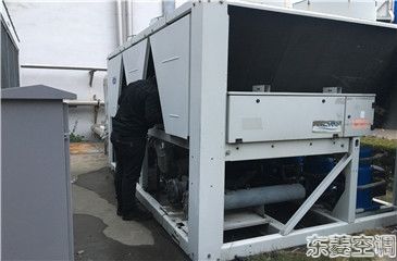 特灵风冷热泵冷水机组维修